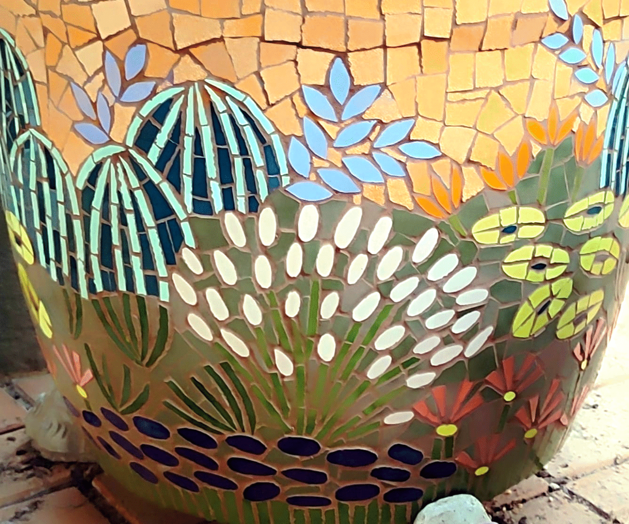 Sunny Botanical Planter - Image 3